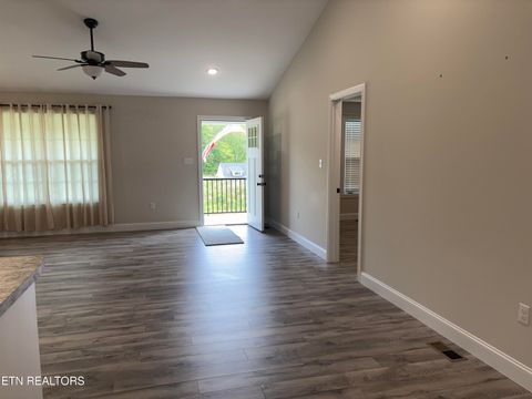 Tiny photo for 100 Jack St, Tazewell, TN 37879 (MLS # 1341496)