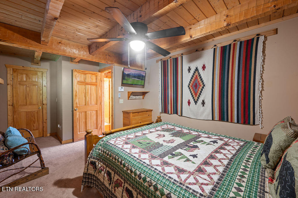 1627 Mountain Dreams Way