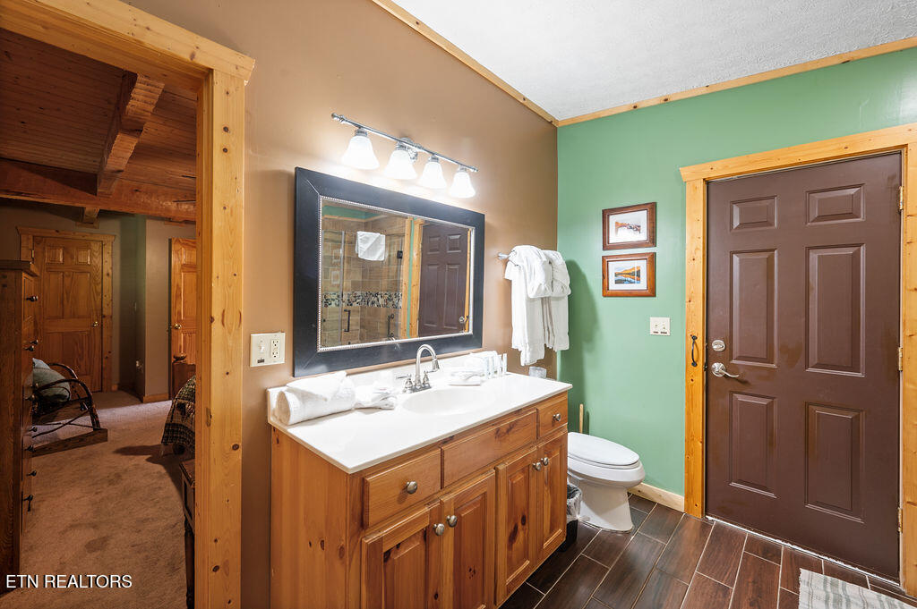 1627 Mountain Dreams Way