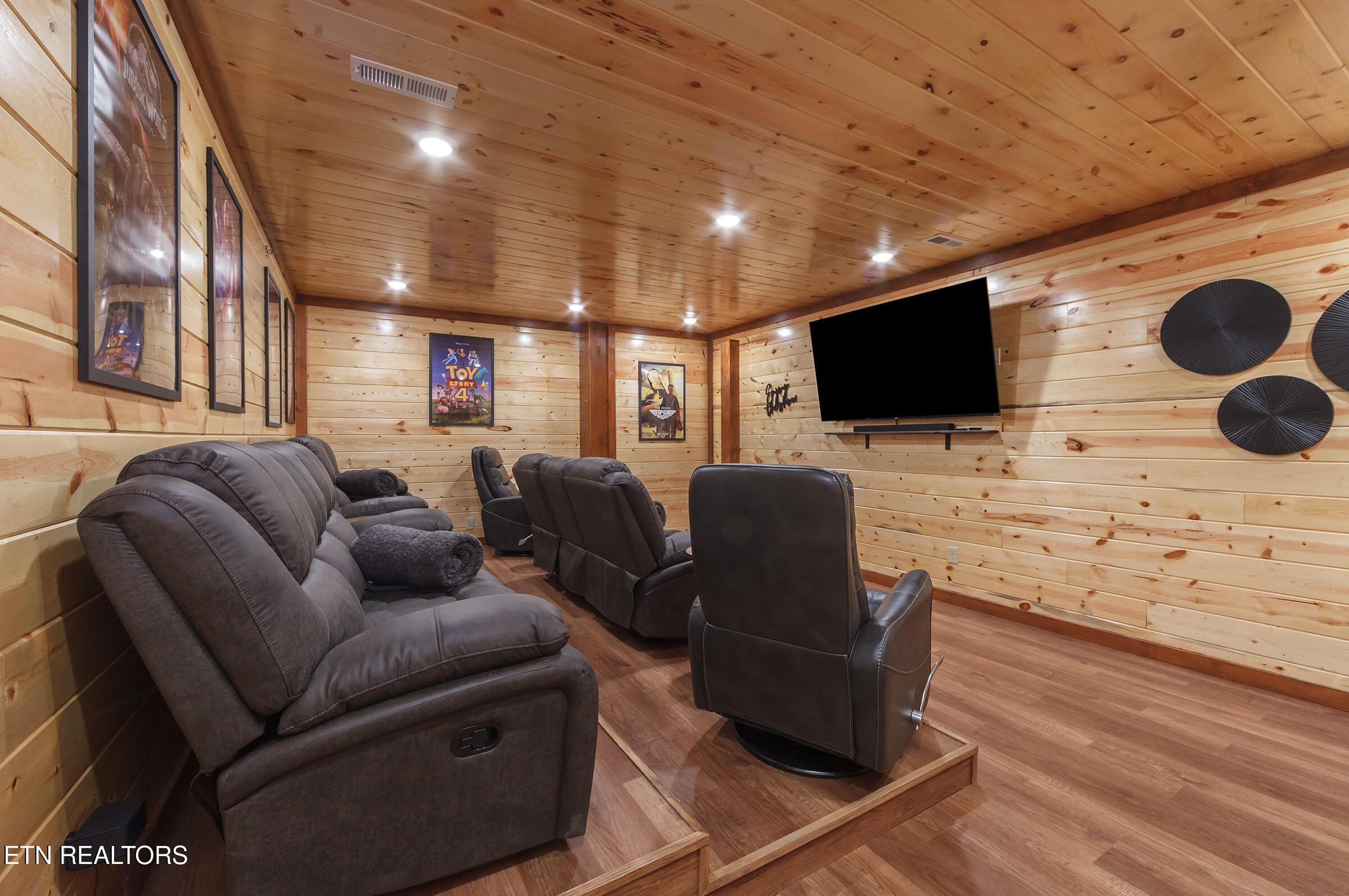 2765 Green Mountain Way