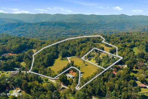 Tiny photo for 175 Johnson Lane, Rocky Top, TN 37769 (MLS # 1357575)