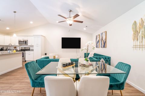 Tiny photo for 5925 Knox Hill Way, Knoxville, TN 37912 (MLS # 1333113)