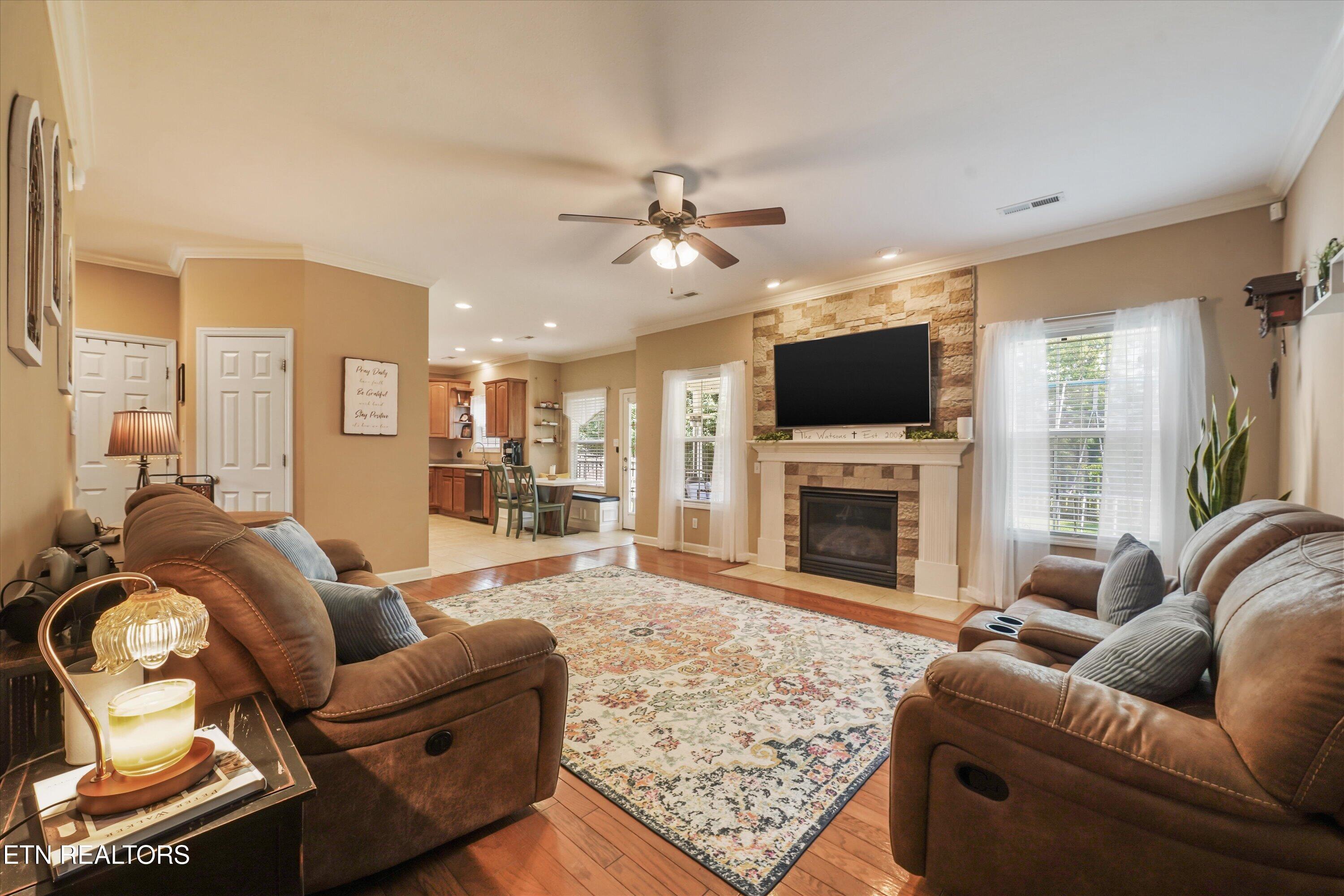 1624 Silver Oak Lane