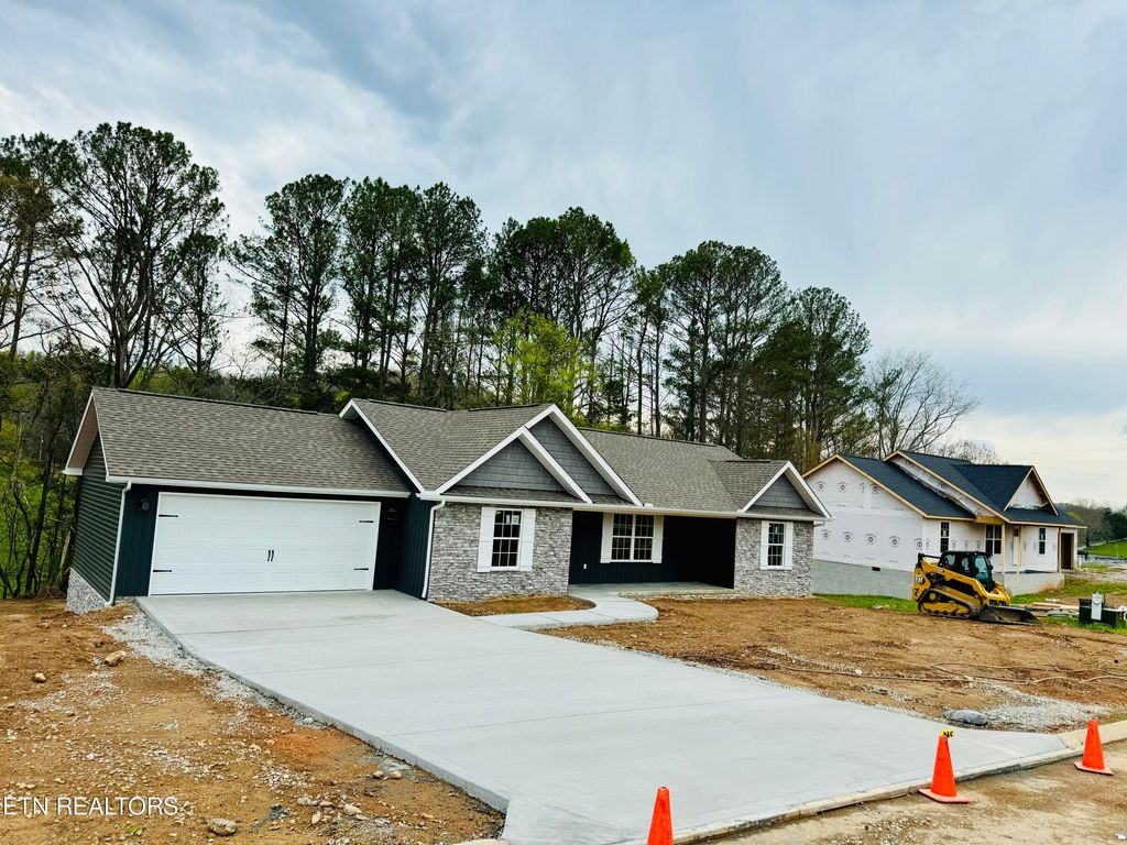 Photo of 260 MILO Circle, Tazewell, TN 37879 (MLS # 1249021)