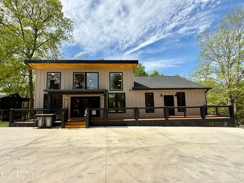 Photo of 725 Timberlake Cir, Sevierville, TN 37876 (MLS # 1337039)