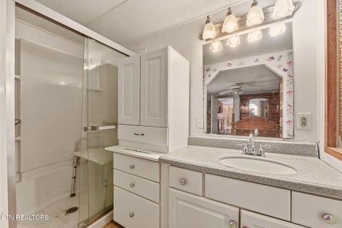 Tiny photo for 157 Baker Rd, Rockwood, TN 37854 (MLS # 1357707)
