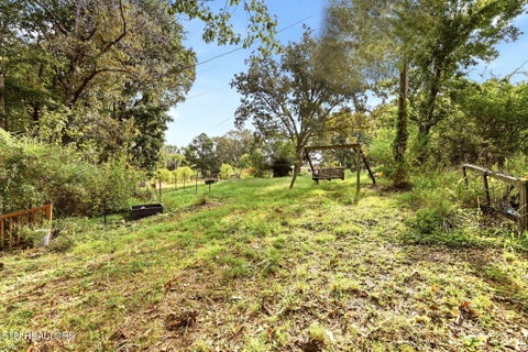Tiny photo for 157 Baker Rd, Rockwood, TN 37854 (MLS # 1357707)