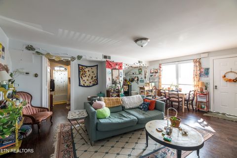 Tiny photo for 424 E Scott Ave, Knoxville, TN 37917 (MLS # 1295353)