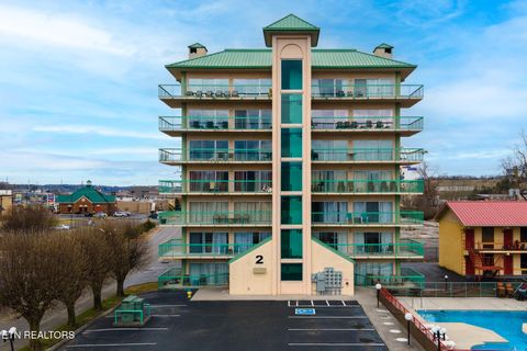 3203 N RIVER Rd 610-611 Pigeon Forge TN 37863