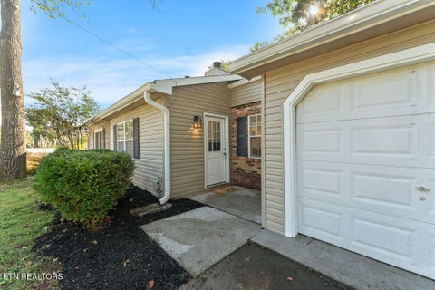 Tiny photo for 7553 Chatham Circle, Knoxville, TN 37909 (MLS # 1357667)