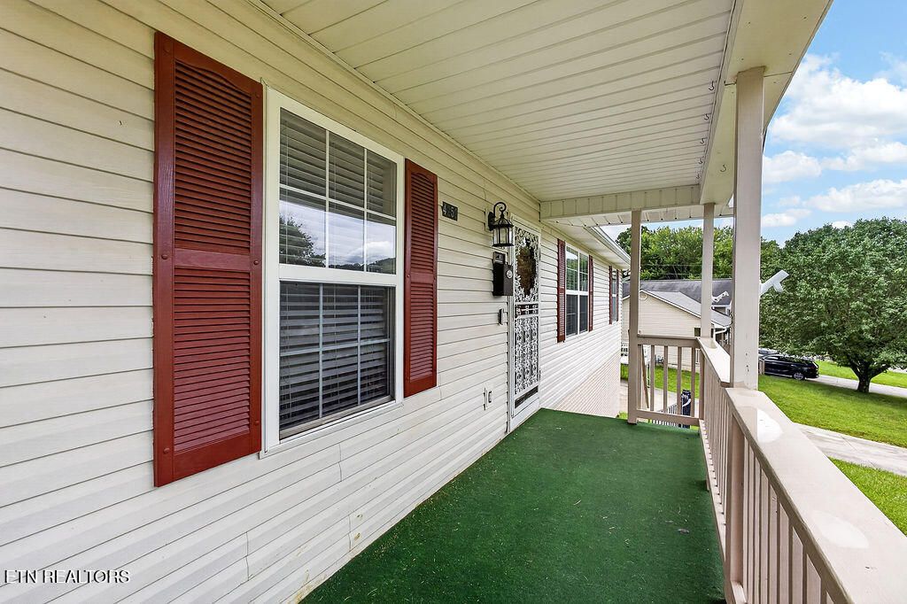 Photo of 4258 Saint Lucia Lane, Knoxville, TN 37921 (MLS # 1348236)
