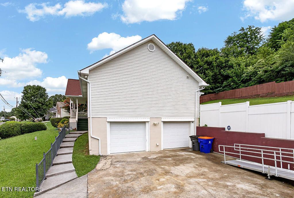 Photo of 4258 Saint Lucia Lane, Knoxville, TN 37921 (MLS # 1348236)