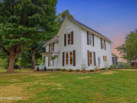 Photo of 1440 McCleary Bend Rd, Sevierville, TN 37876 (MLS # 1355381)