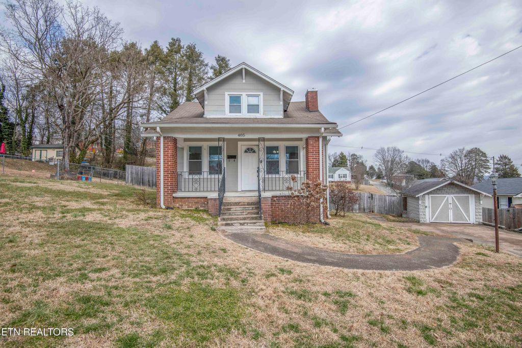 Photo of 405 Central St, Clinton, TN 37716 (MLS # 1328778)