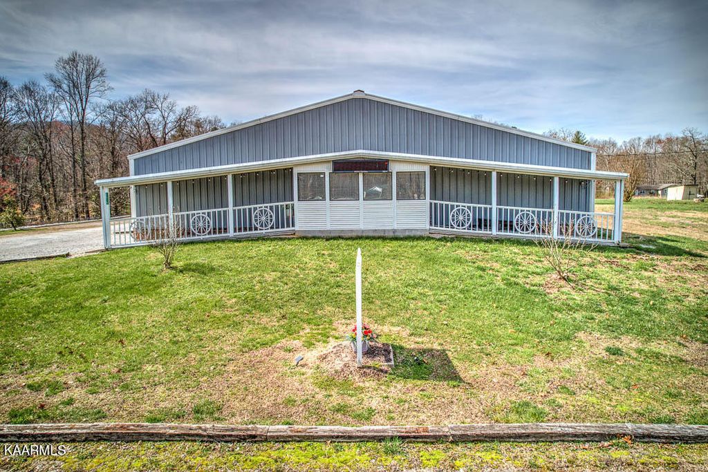 Photo of 2615 Morgan County Hwy, Wartburg, TN 37887 (MLS # 1220098)