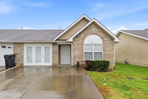 Photo of 731 High Point Way, Knoxville, TN 37912 (MLS # 1342246)