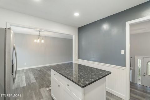 Tiny photo for 709 W Meadecrest Drive, Knoxville, TN 37923 (MLS # 1330634)