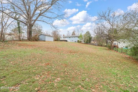 Tiny photo for 709 W Meadecrest Drive, Knoxville, TN 37923 (MLS # 1330634)