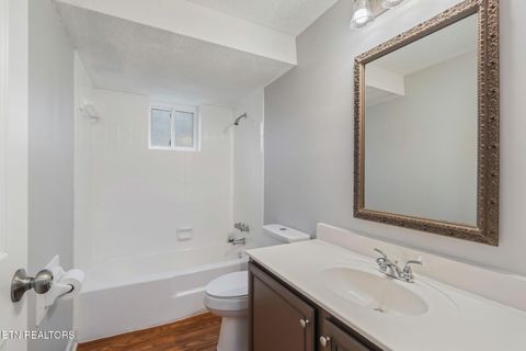 Tiny photo for 709 W Meadecrest Drive, Knoxville, TN 37923 (MLS # 1330634)