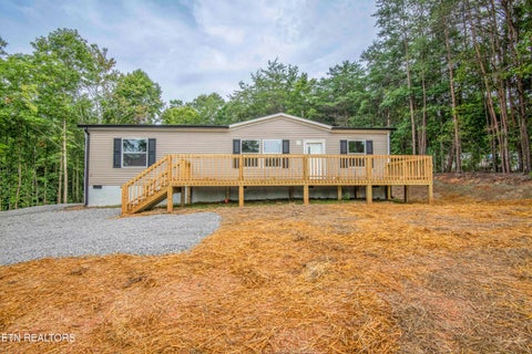 Photo of 310 Valley Drive, Loudon, TN 37774 (MLS # 1349083)