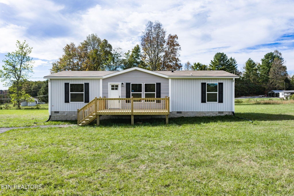 Photo of 288 Bob Austin Rd, Crossville, TN 38571 (MLS # 1359593)