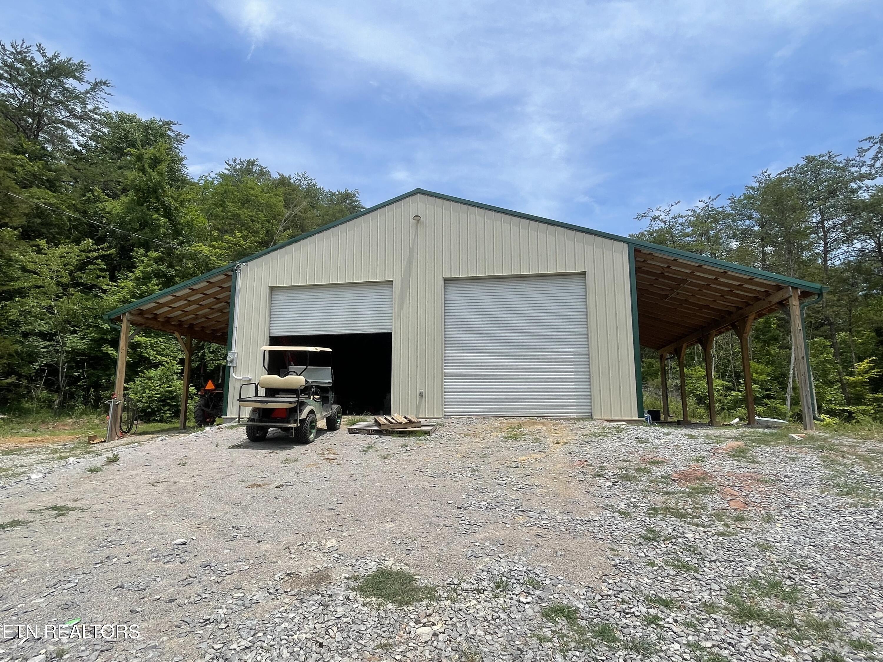 2117 Smith School Rd