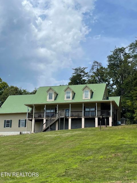 2117 Smith School Rd Strawberry Plains TN 37871