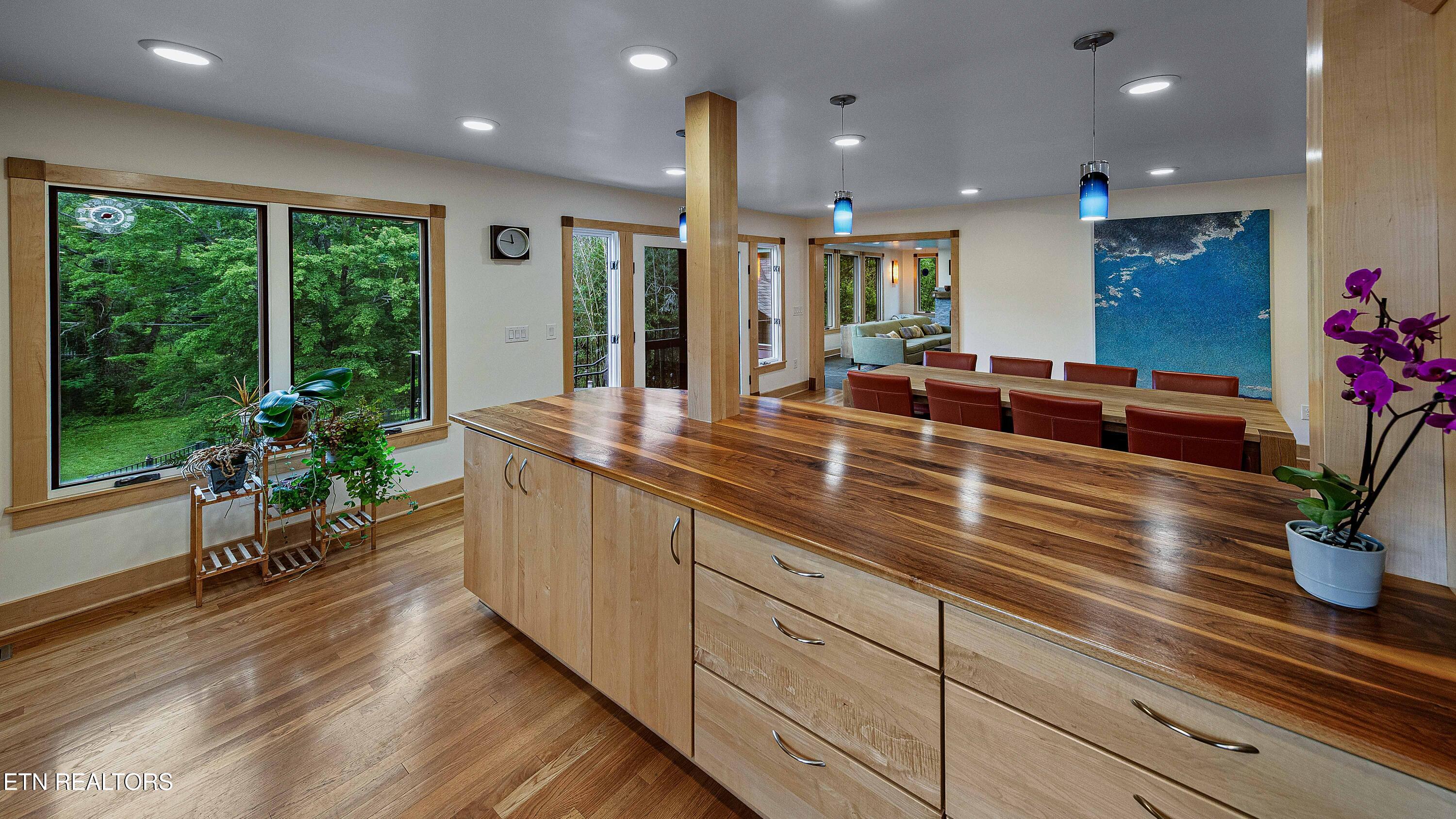 3929 Glenfield Drive