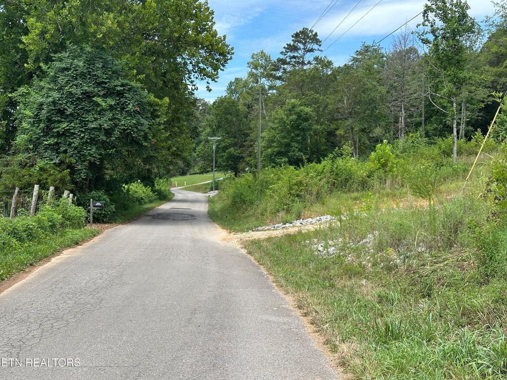 Photo of 7070 Ross Rd, Loudon, TN 37774 (MLS # 1308040)