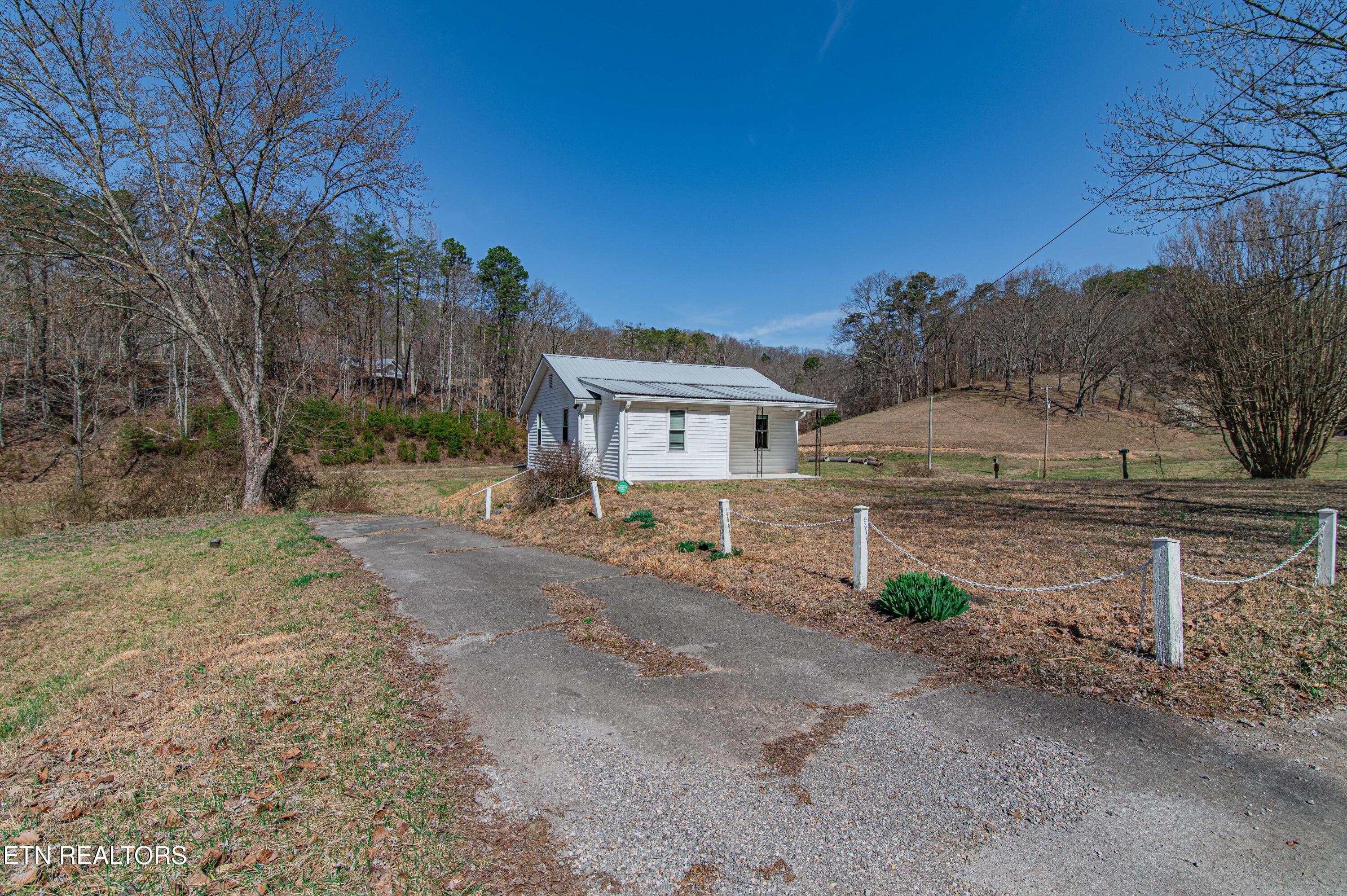 214 Foust Hollow Rd