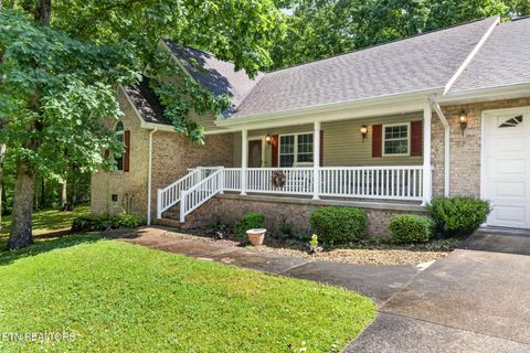 Photo of 209 Basses Creek Lane, Crossville, TN 38572 (MLS # 1343006)