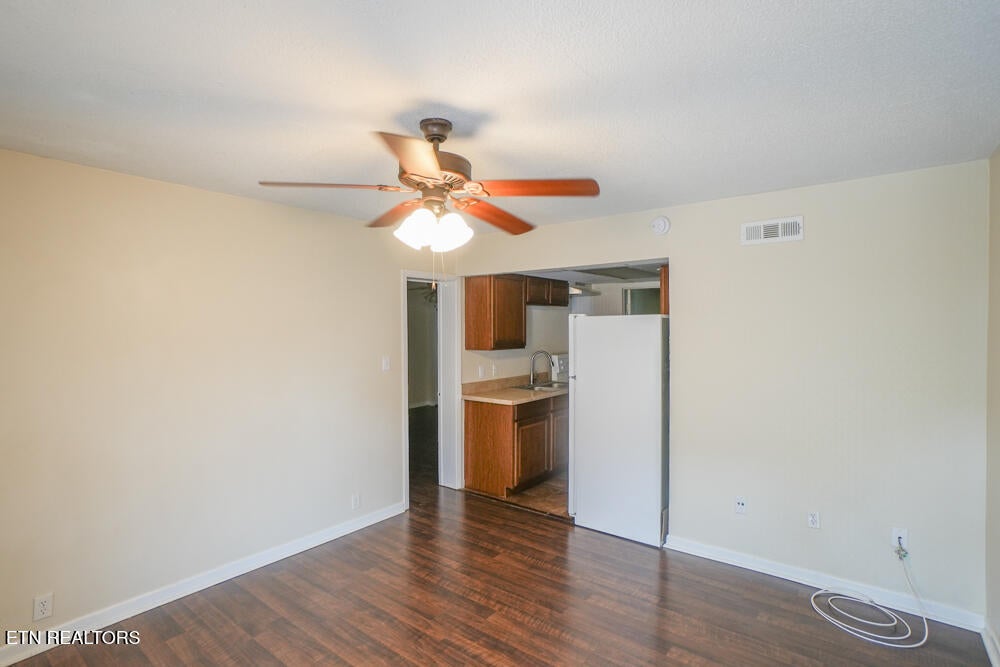 Photo of 526 Rhodwin Ave #526, Maryville, TN 37803 (MLS # 1352301)