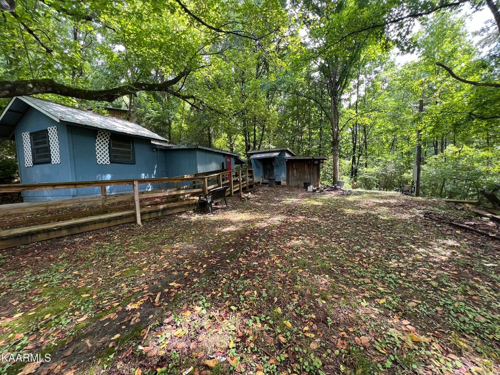 Photo of 4003 Hatcher Hollow Rd, Walland, TN 37886 (MLS # 1235737)