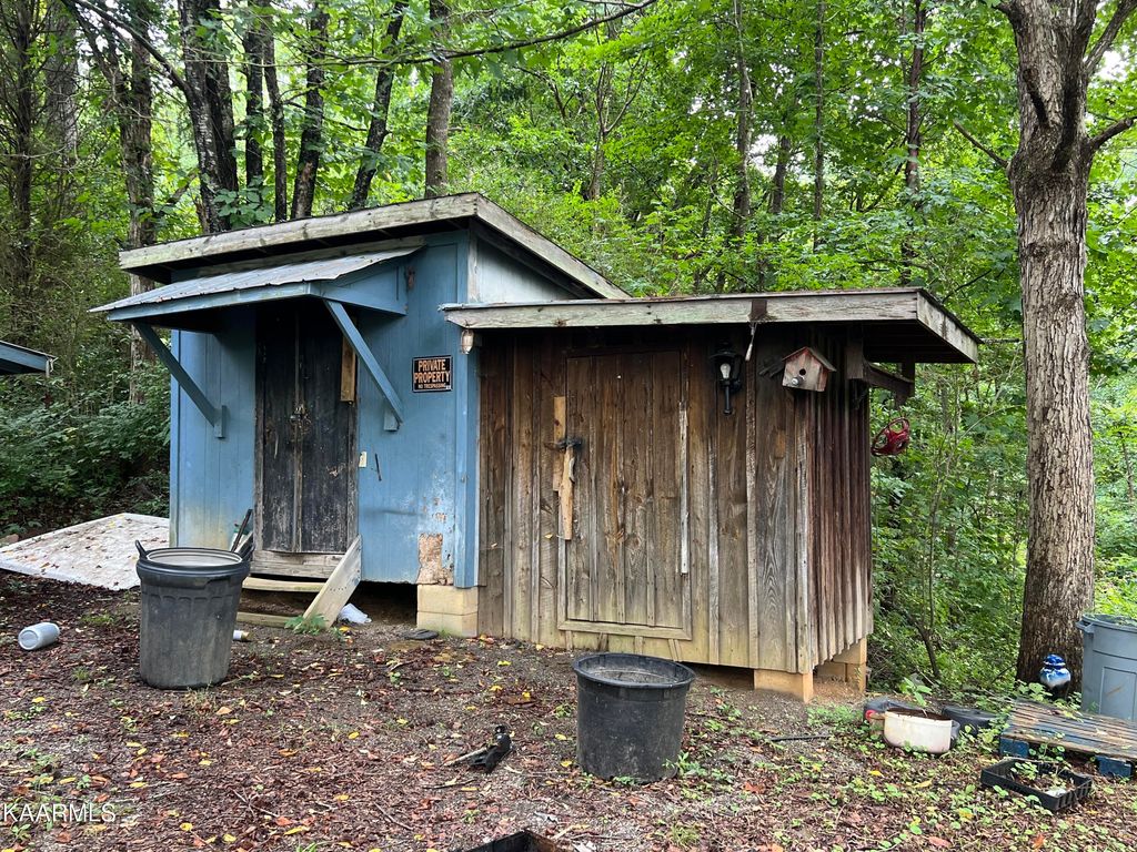 Photo of 4003 Hatcher Hollow Rd, Walland, TN 37886 (MLS # 1235737)