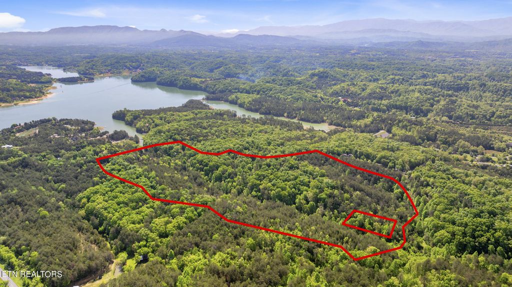 Photo of 0 Coveside Way, Sevierville, TN 37876 (MLS # 1334607)