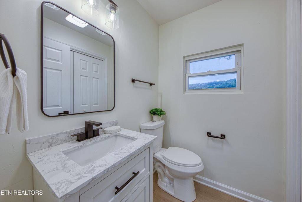 Photo of 2904 Greenway Drive, Knoxville, TN 37918 (MLS # 1336807)