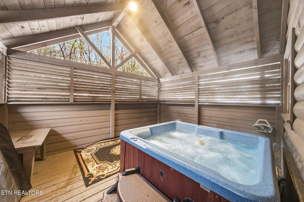 Photo of 3542 Country Pines Way, Sevierville, TN 37876 (MLS # 1328705)