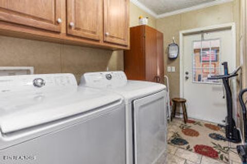 Tiny photo for 125 County Road 273, Niota, TN 37826 (MLS # 1338002)