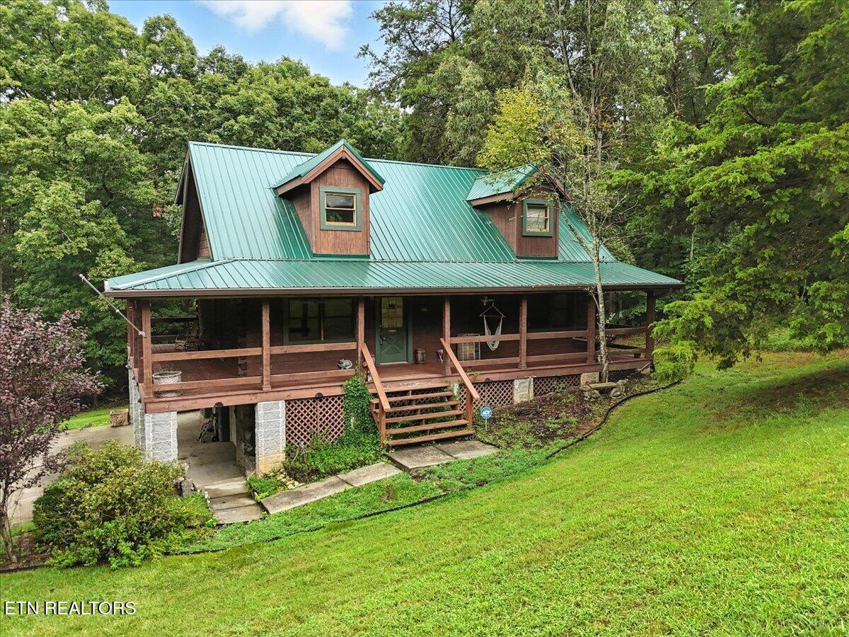3716 Mountain View Lane