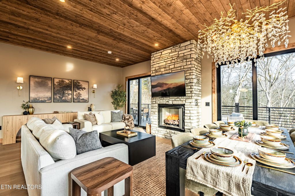 Photo of 1150 Reedmont Way Way, Sevierville, TN 37876 (MLS # 1326584)