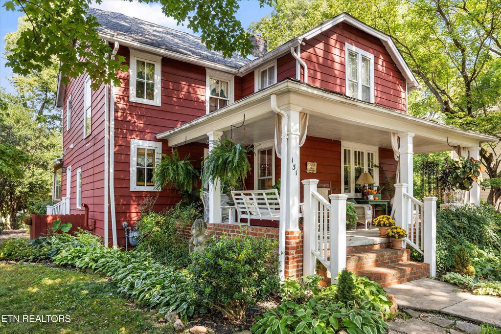 Photo of 131 Indiana Ave, Maryville, TN 37803 (MLS # 1356428)