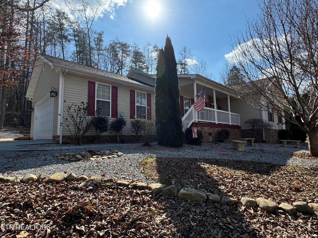 Photo of 174 Pine Loop Drive, Madisonville, TN 37354 (MLS # 1288881)