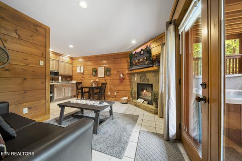 Tiny photo for 350 Big Bear Way, Pigeon Forge, TN 37863 (MLS # 1331288)