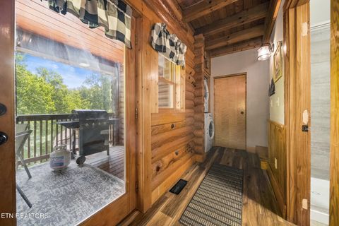 Tiny photo for 350 Big Bear Way, Pigeon Forge, TN 37863 (MLS # 1331288)