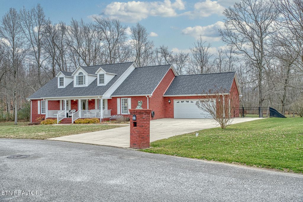 Photo of 317 Taylor Circle, Cookeville, TN 38506 (MLS # 1325811)