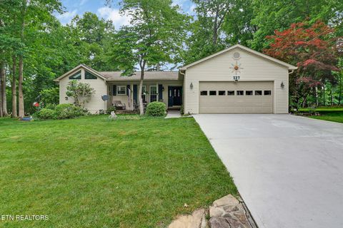 Photo of 227 Lakeview Drive, Crossville, TN 38558 (MLS # 1343114)