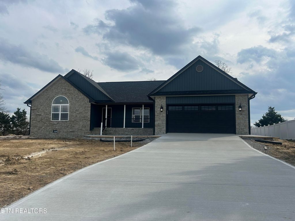 Photo of 140 Colby Circle, Crossville, TN 38571 (MLS # 1339680)