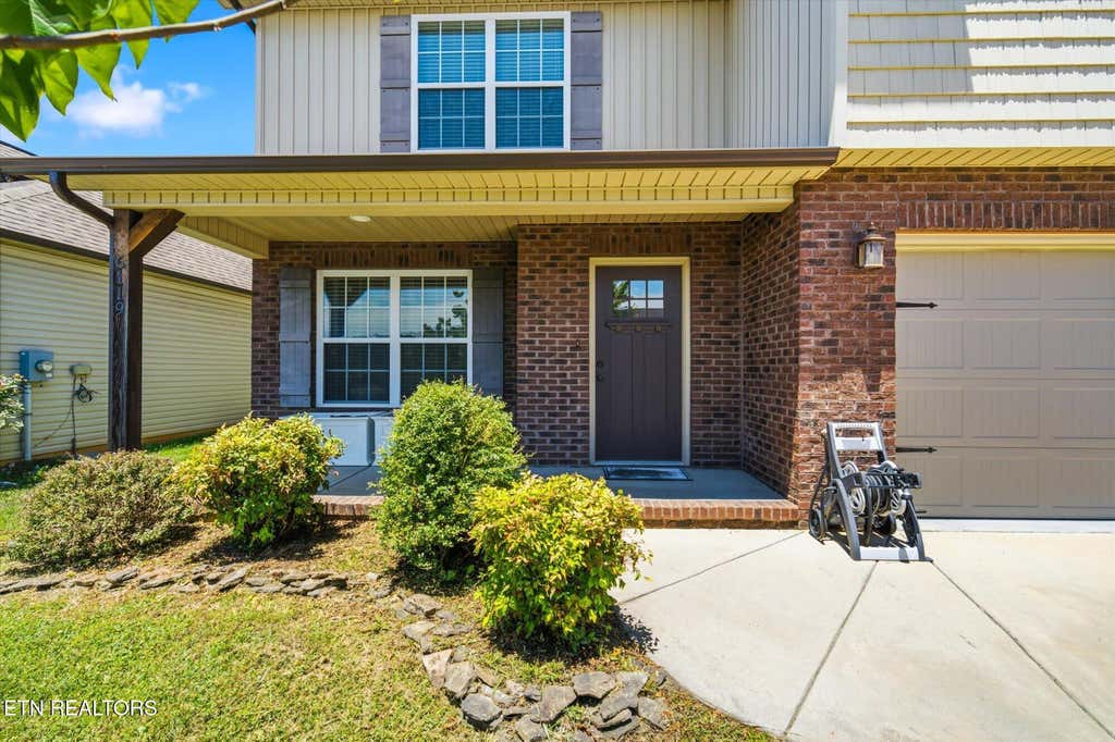 Photo of 6119 Park Shadow Way, Knoxville, TN 37924 (MLS # 1345946)