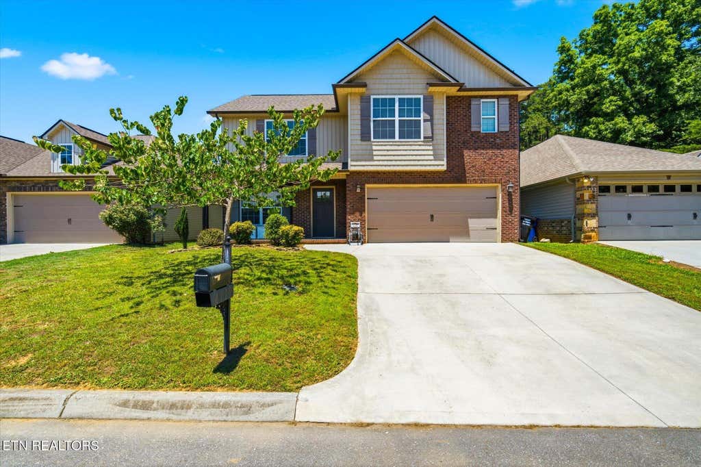Photo of 6119 Park Shadow Way, Knoxville, TN 37924 (MLS # 1345946)