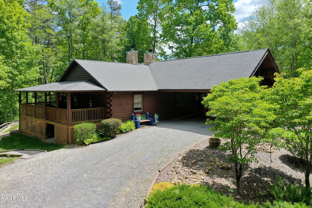 Photo of 2020 Christa Tr, Walland, TN 37886 (MLS # 1225910)